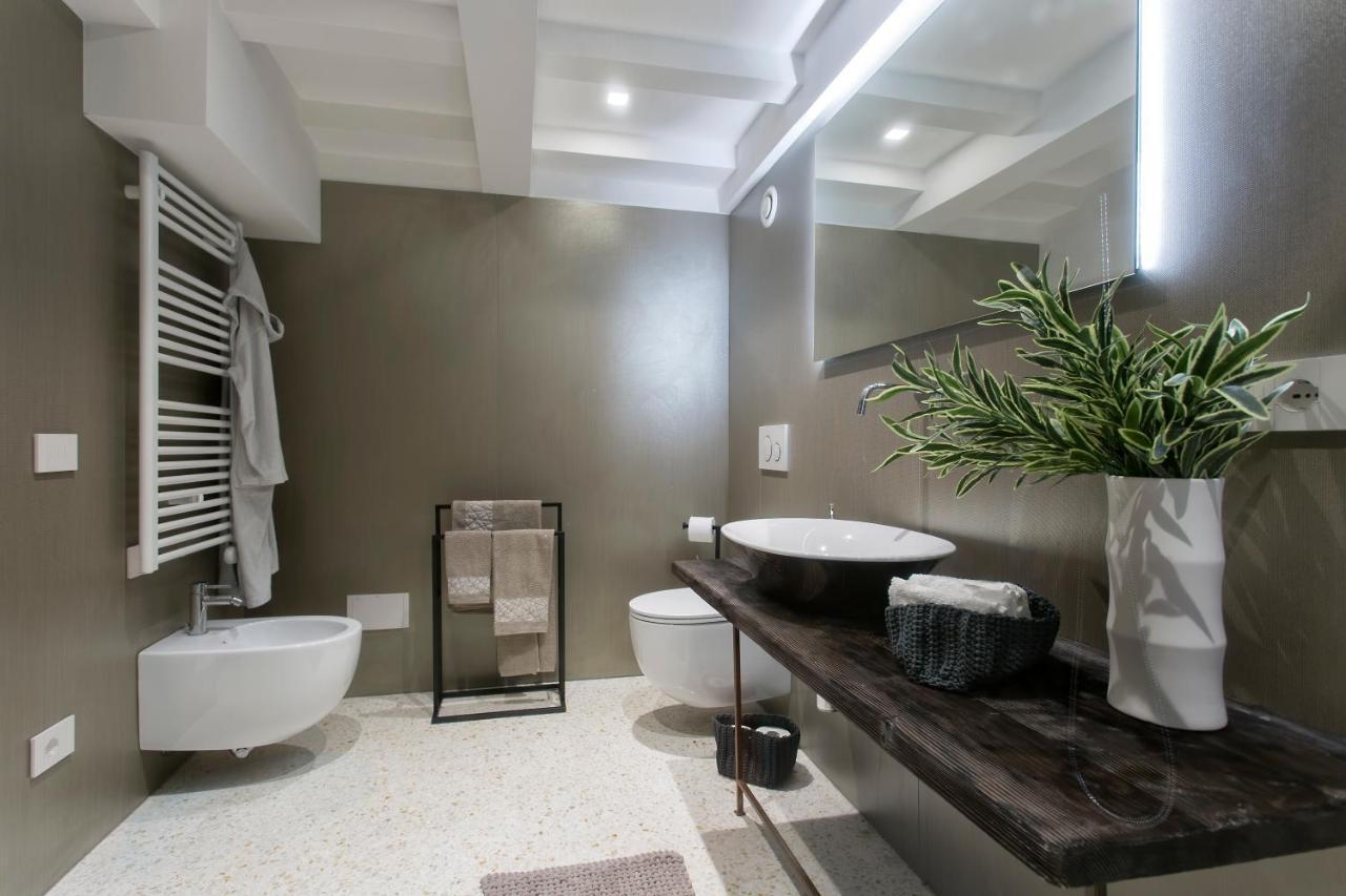 Italiahaus - Ca' Olivo Loft With Canal View In Rialto *