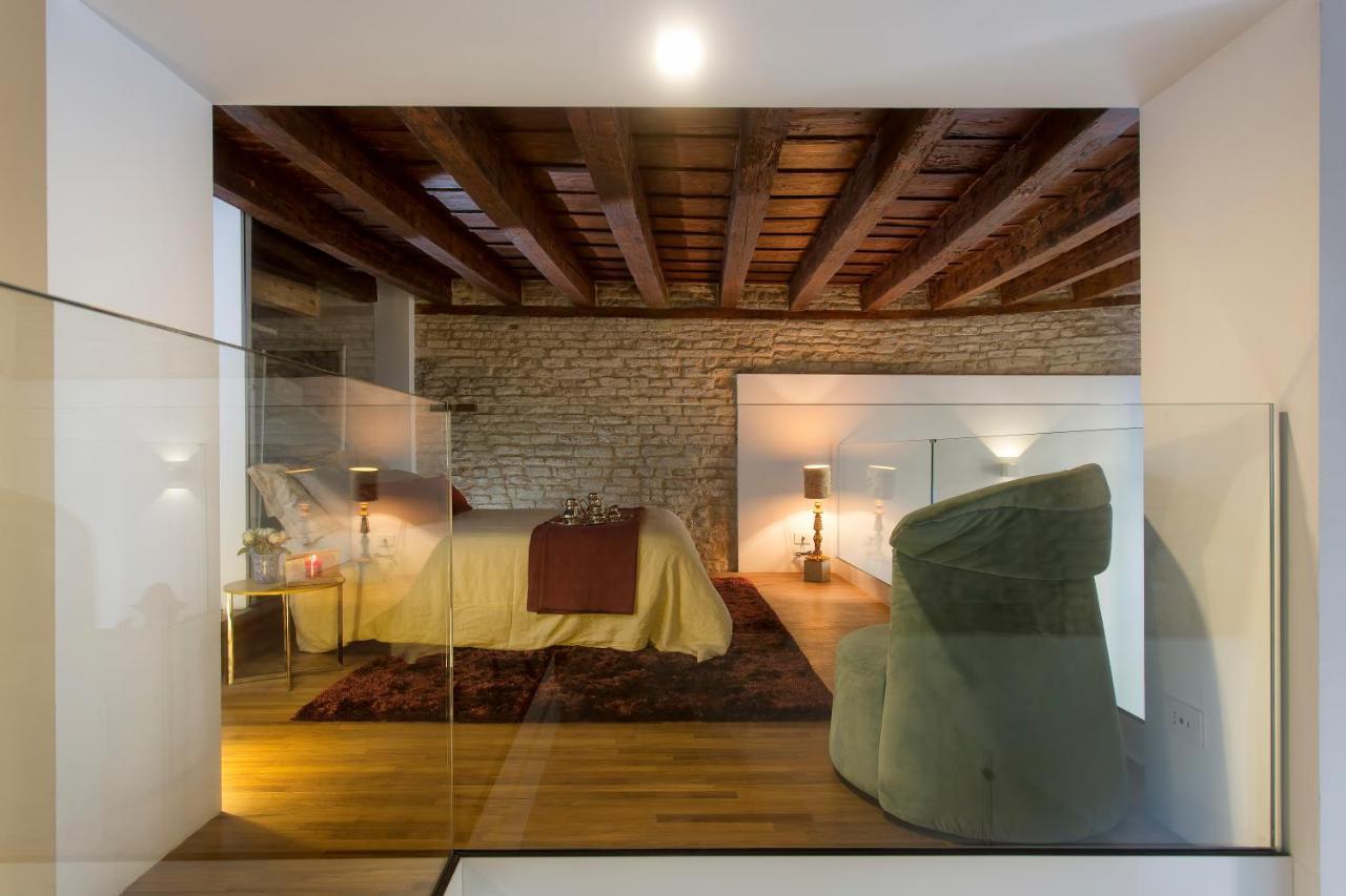 Italiahaus - Ca' Olivo Loft With Canal View In Rialto Appartement