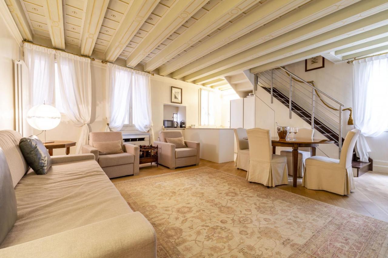 Gondola Luxury - Campo Santi Filippo E Giacomo By Wonderful Italy Apartment