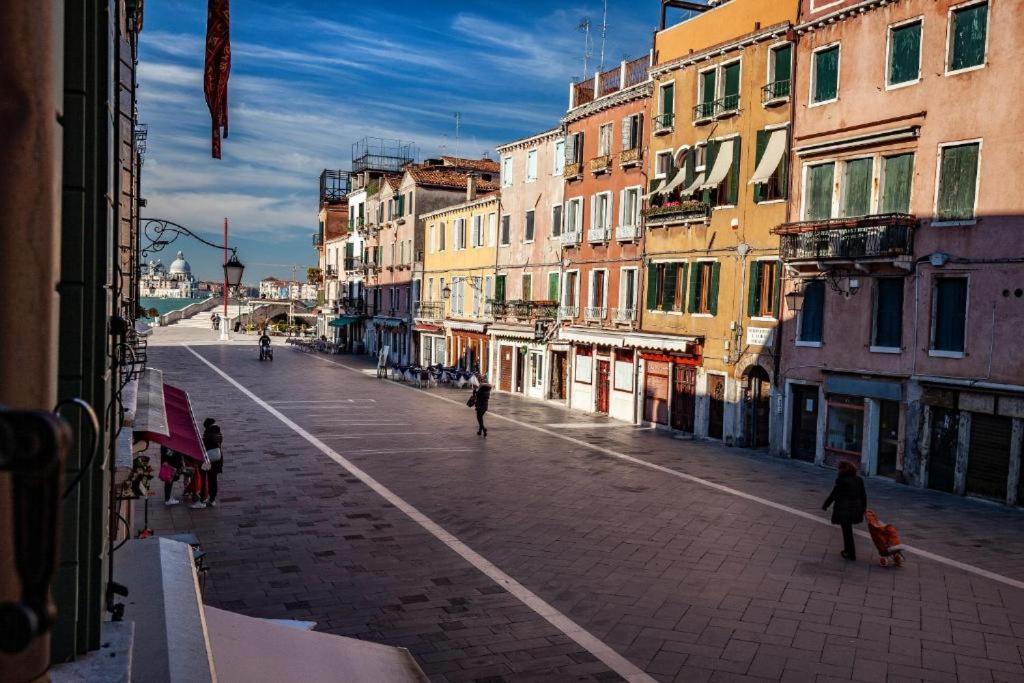 Superior In Via Garibaldi By Bricola Apartment Venedig