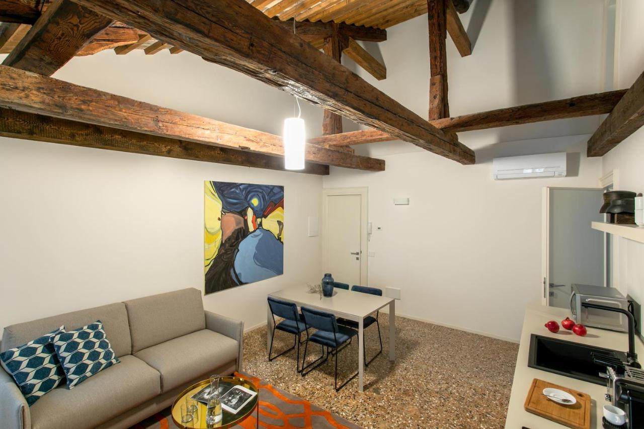 Appartamento Palazzo Venere *