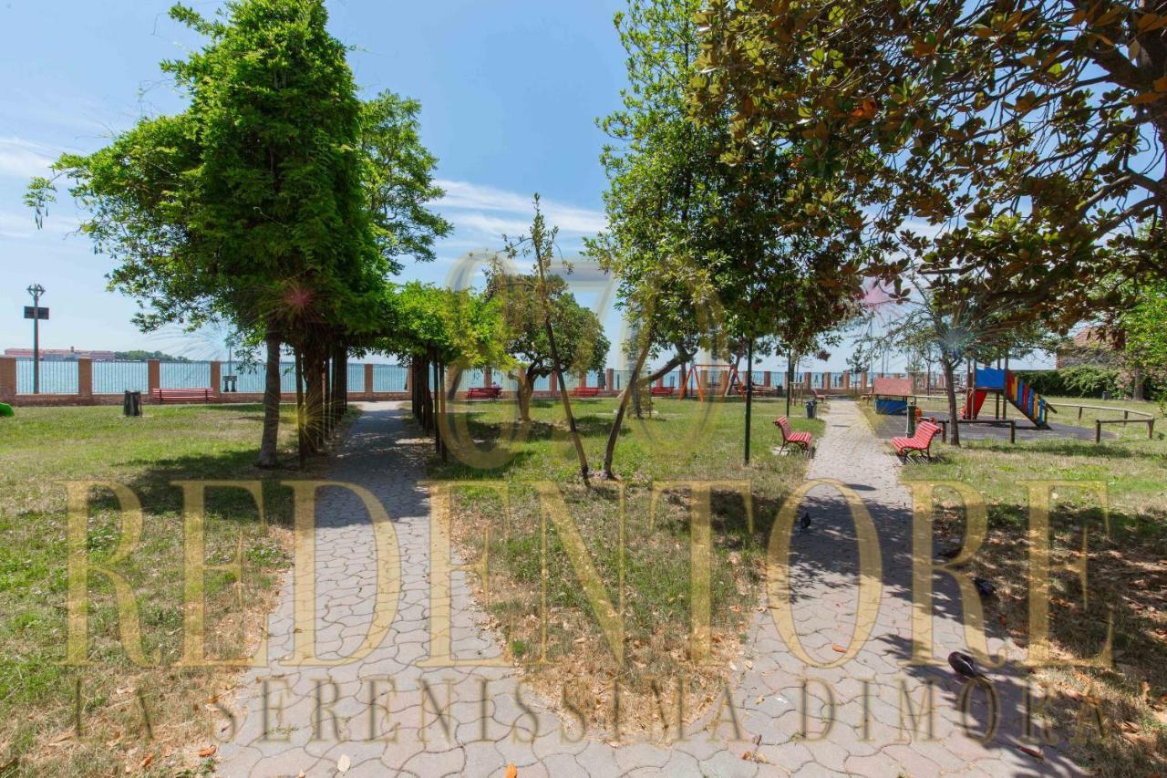 Redentore 870 * Venise