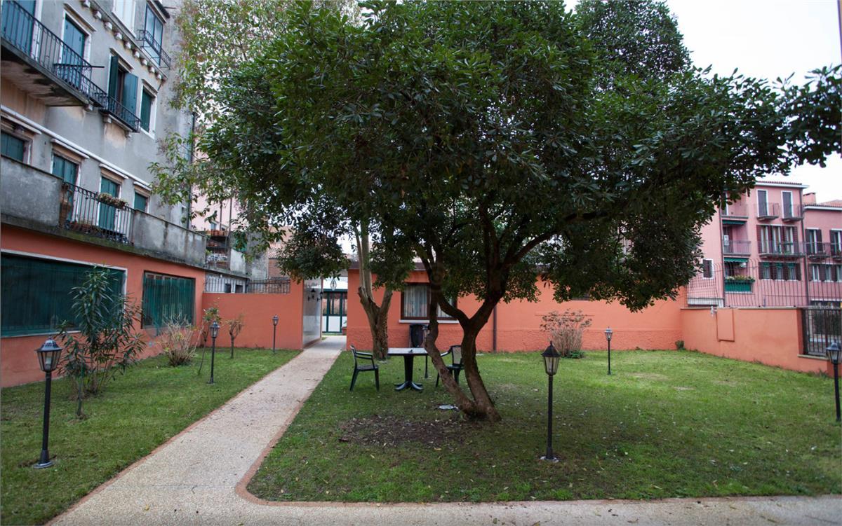 Tre Archi Hotel 3*