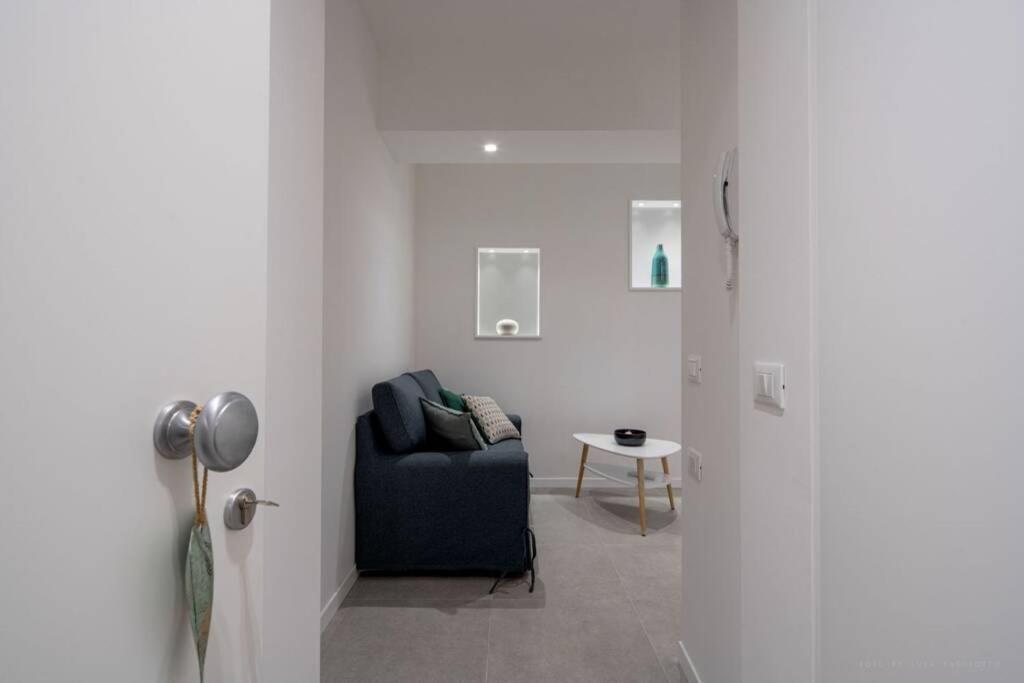 Ormesini Courtyard Apartment