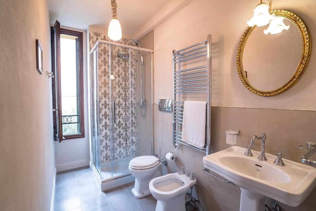 Palazzo Veneziano Direct At The Canal With Roof Terrace *