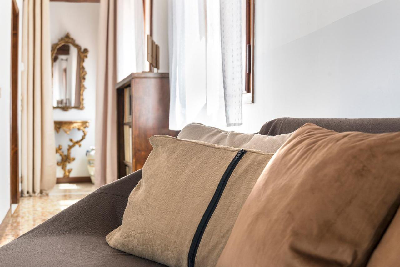 Appartement Colombina Like At 3 Bedrooms Fully Equipped Air Conditioned
