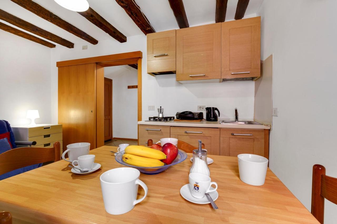 Giardini Bed & Breakfast 2*
