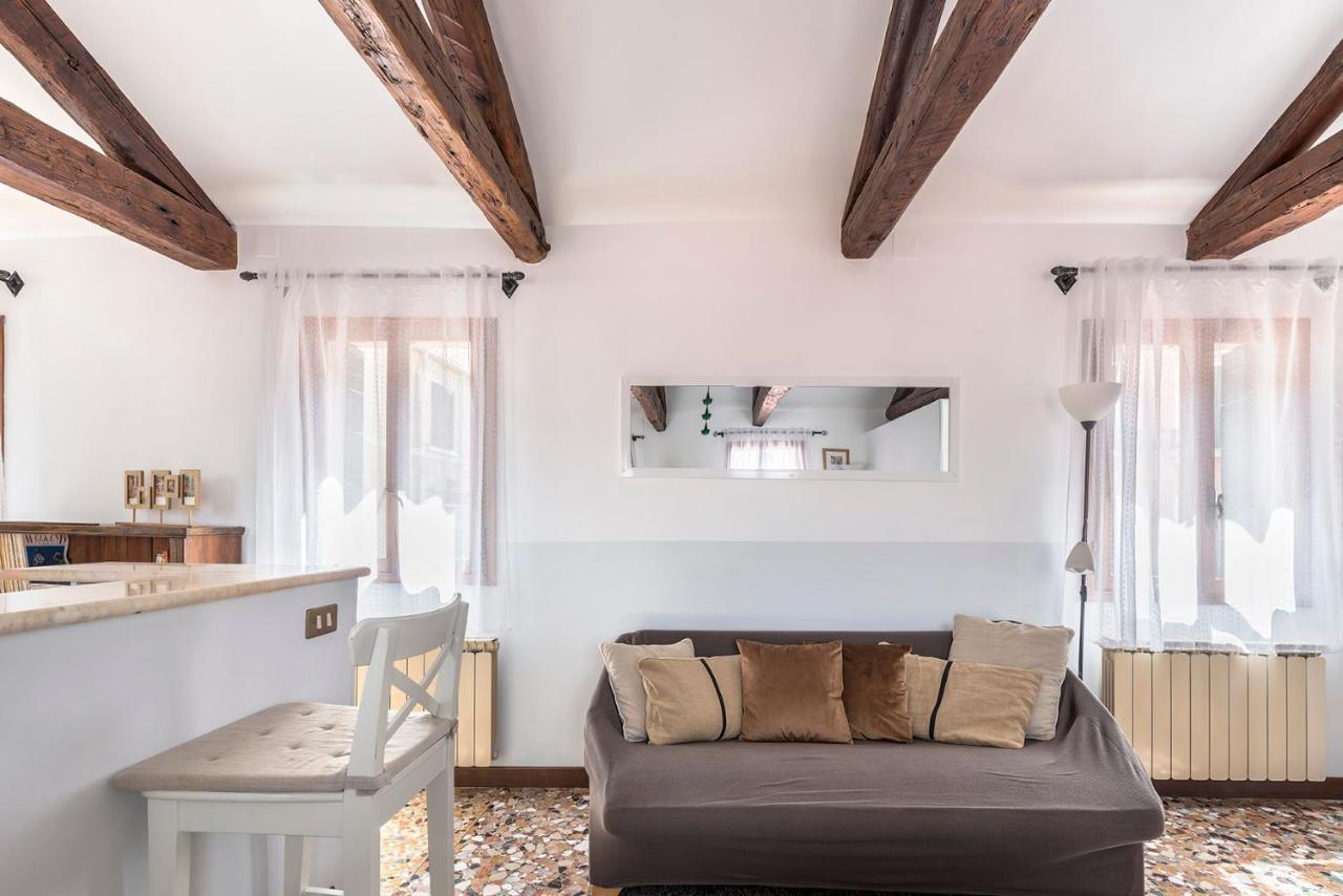 Appartement Colombina Like At 3 Bedrooms Fully Equipped Air Conditioned
