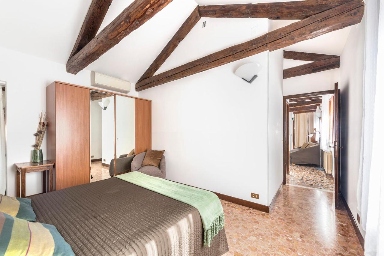 Appartement Colombina Like At 3 Bedrooms Fully Equipped Air Conditioned *