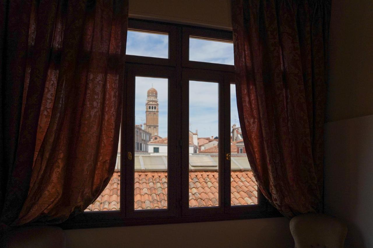 Cà Longo Palace