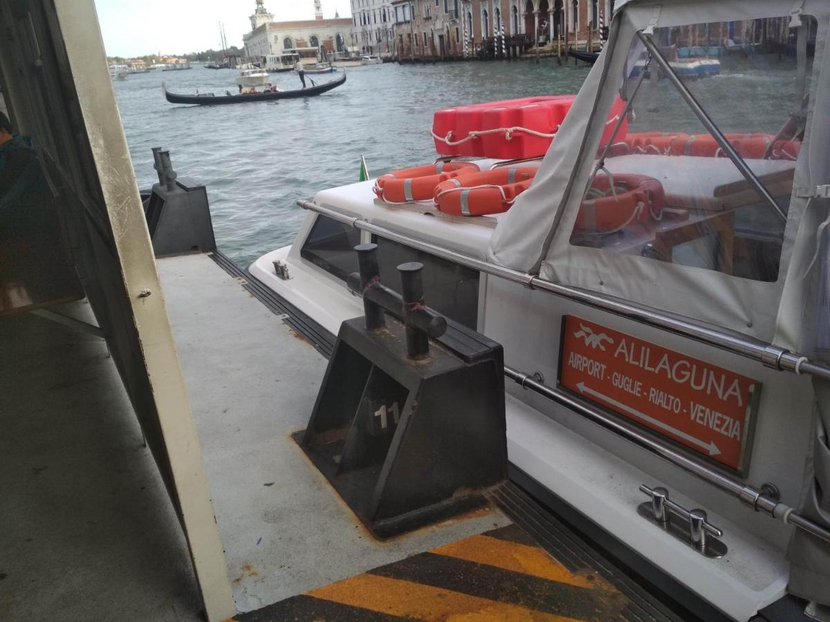San Marco Orange Nest * Venise