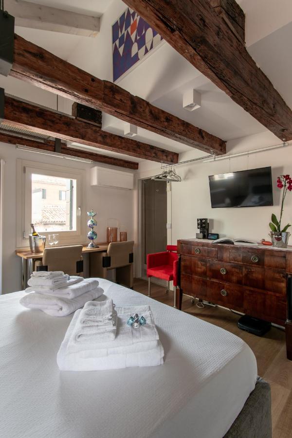 Biennale Gallery Apartment *