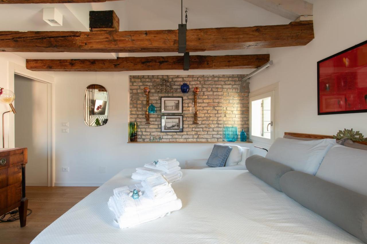 Biennale Gallery Apartment *