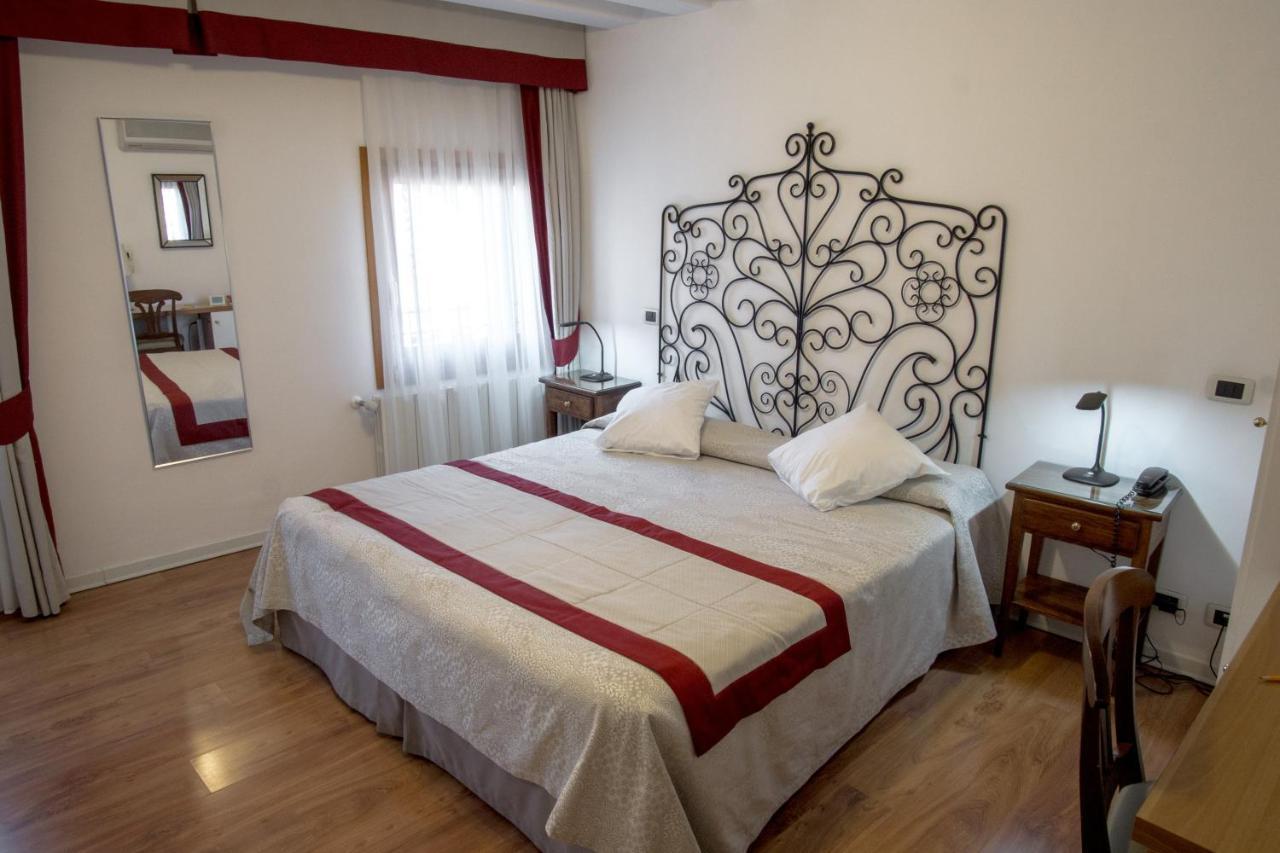 Hotel Antigo Trovatore Venise