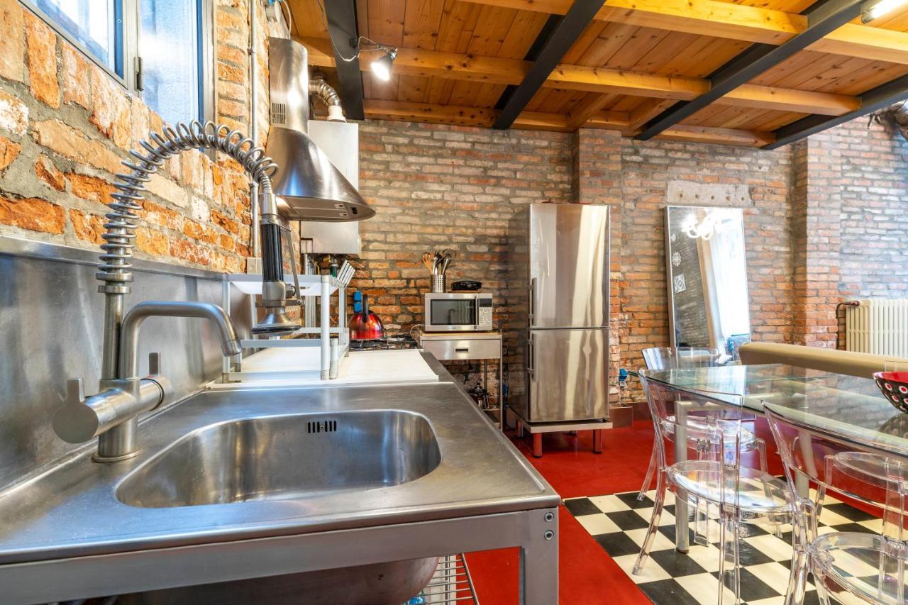 Venetian Loft