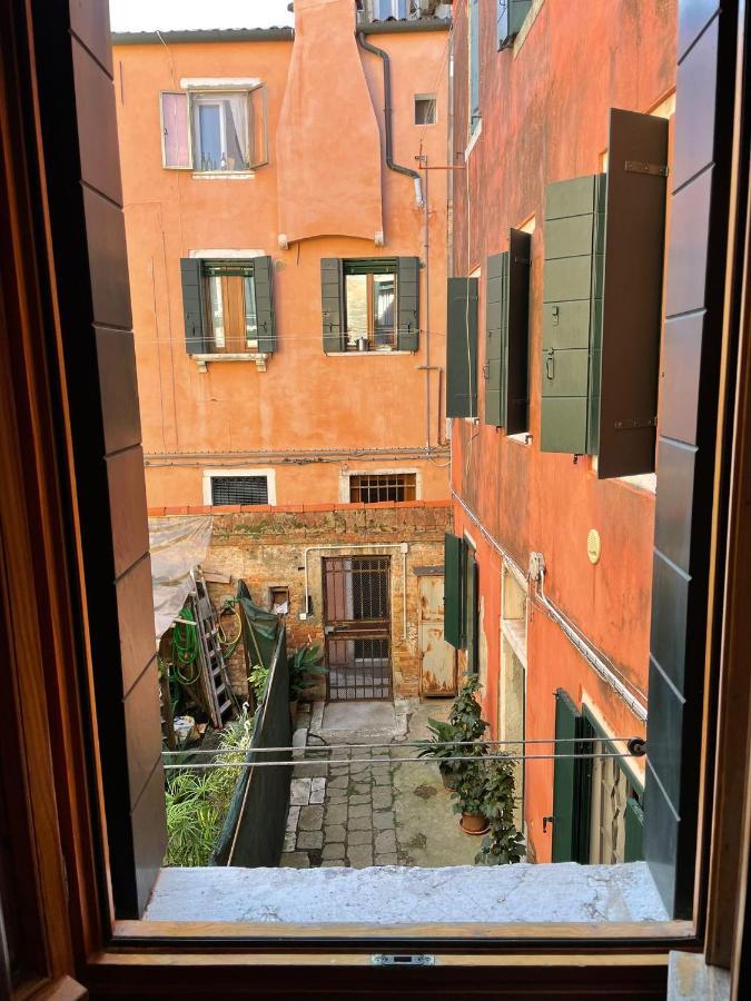 Ca Marga Cannaregio - Venetian Style 2 Bedroom Venezia