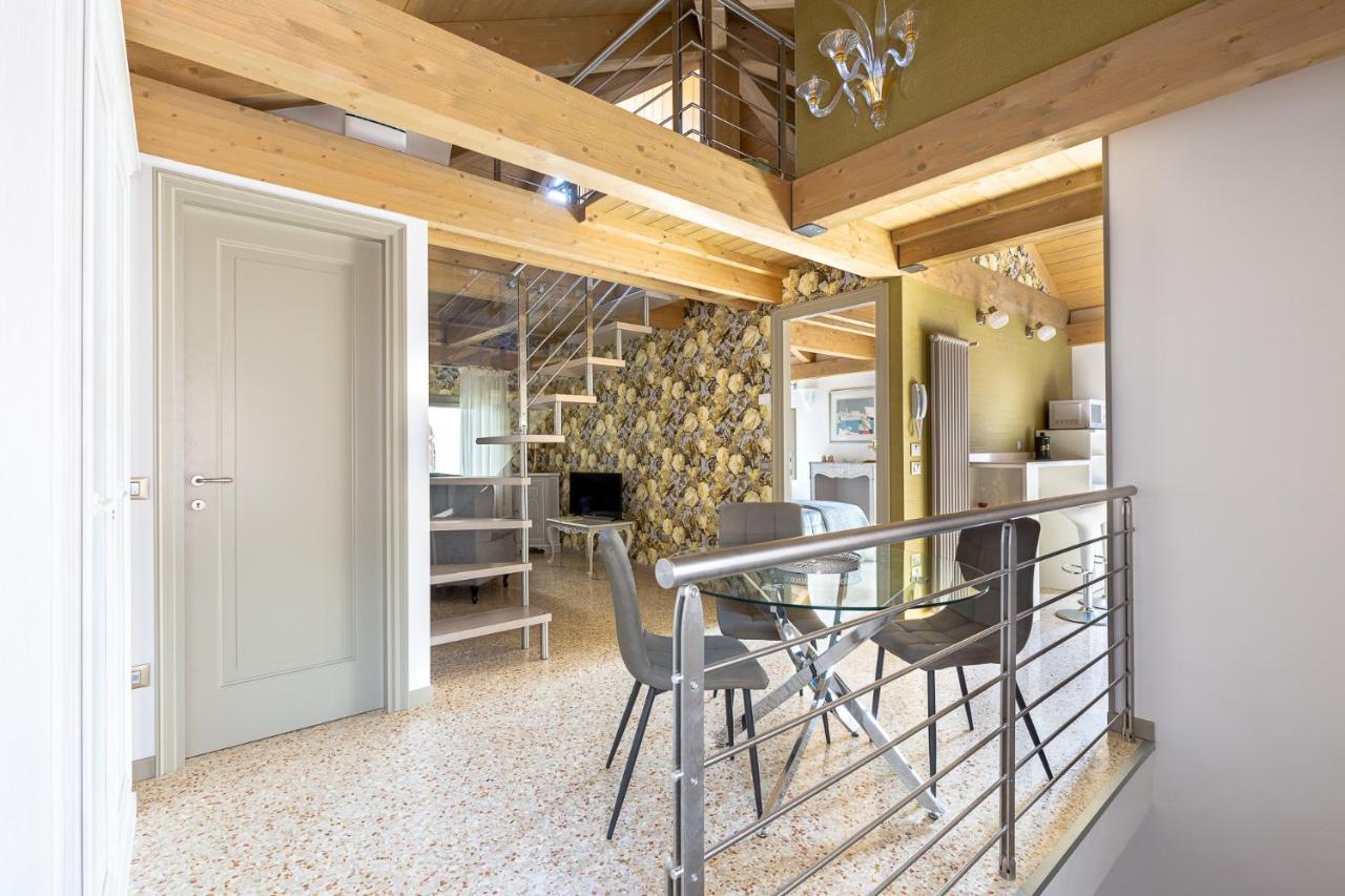 Ca' Cappello 2 With Canal View Apartment Venice