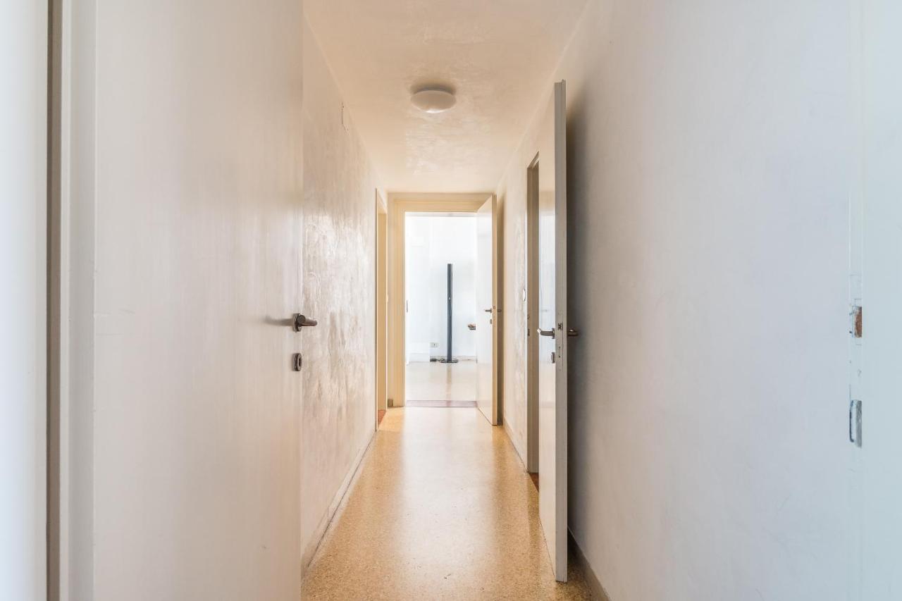 Apartment Red House Close To @accademia Bridge *