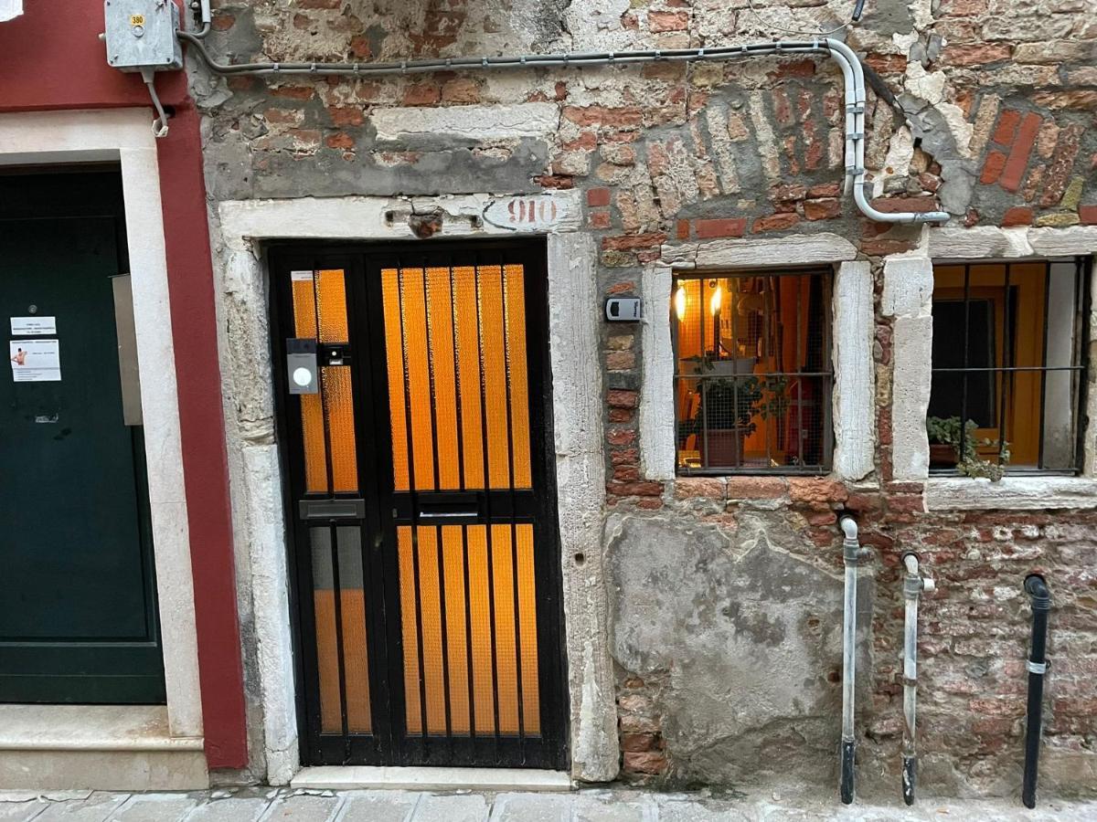 Apartment Biennale Gallery *