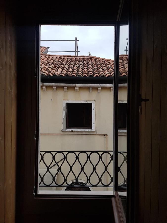 Ca' Cappello 2 With Canal View Appartamento *
