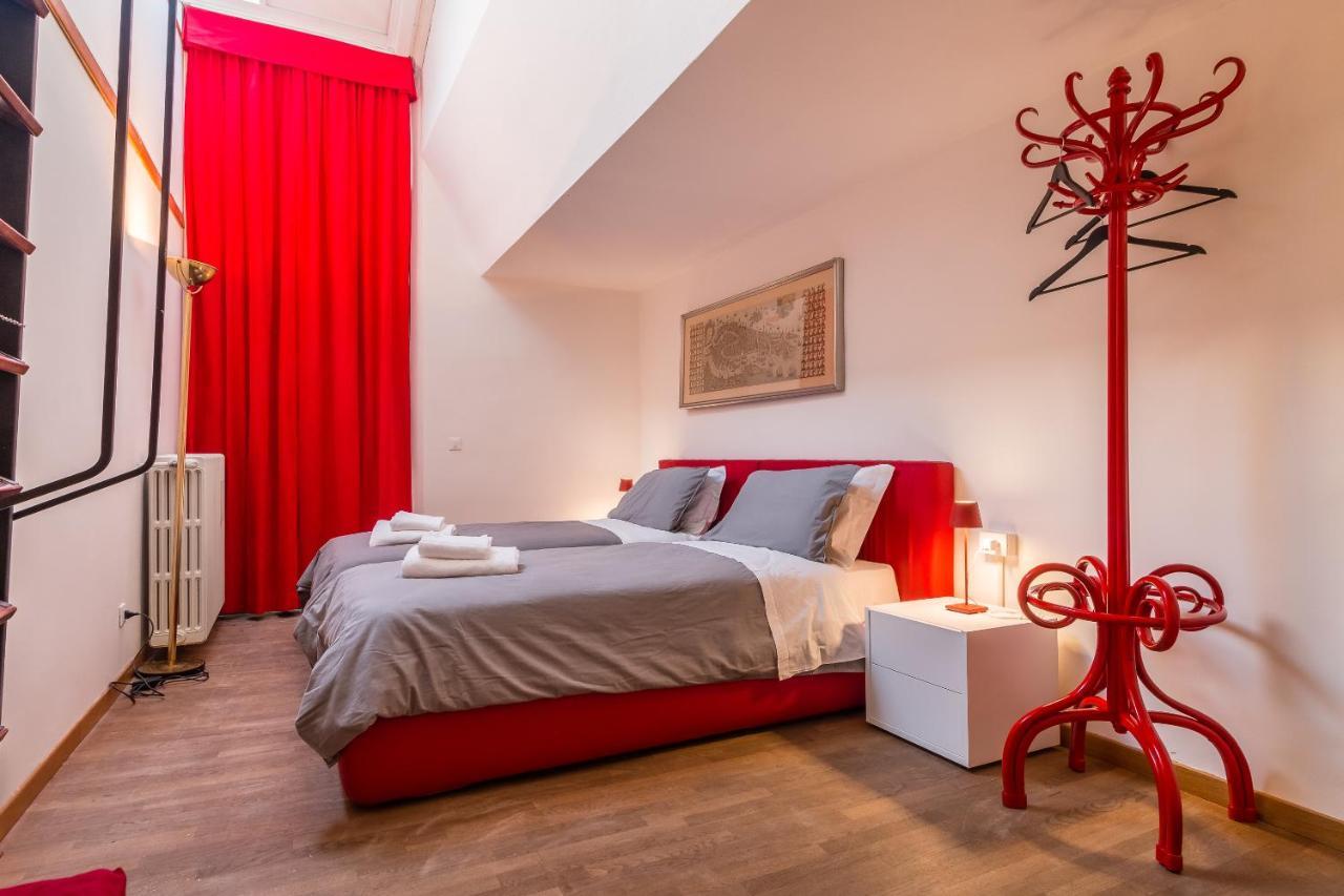 Apartment Red House Close To @accademia Bridge Venice