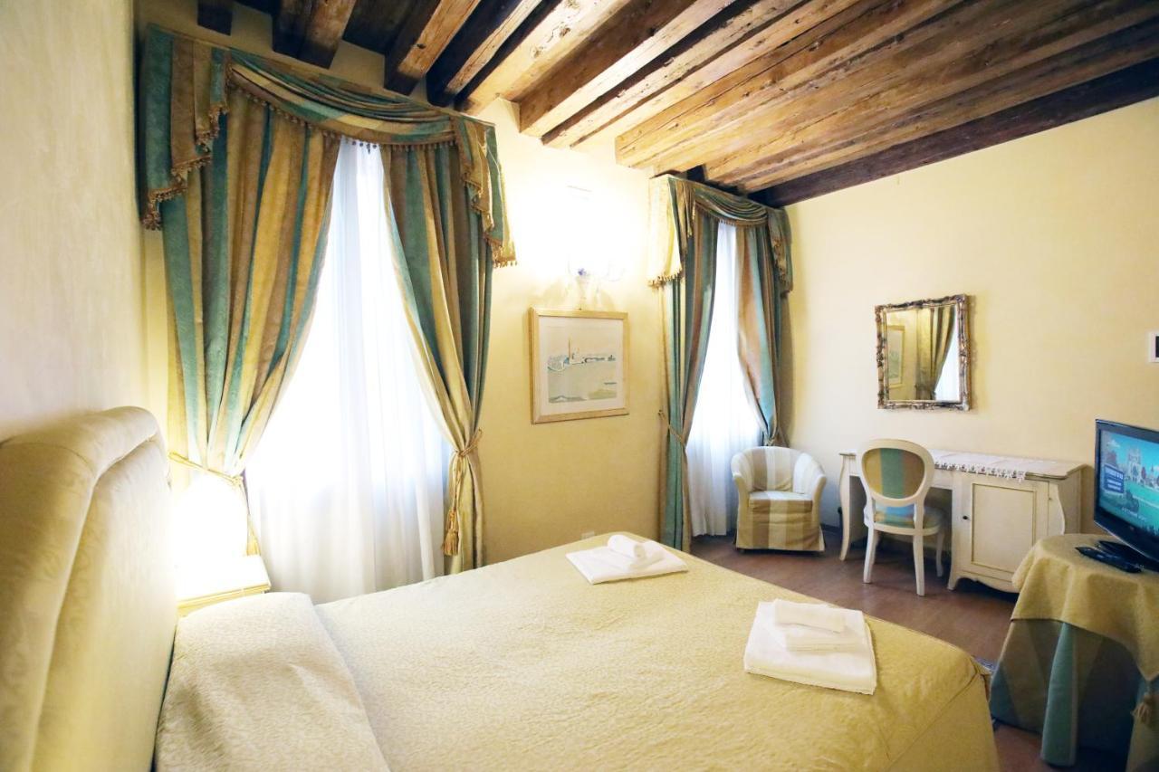 Vigna - Only Affittacamere 2*