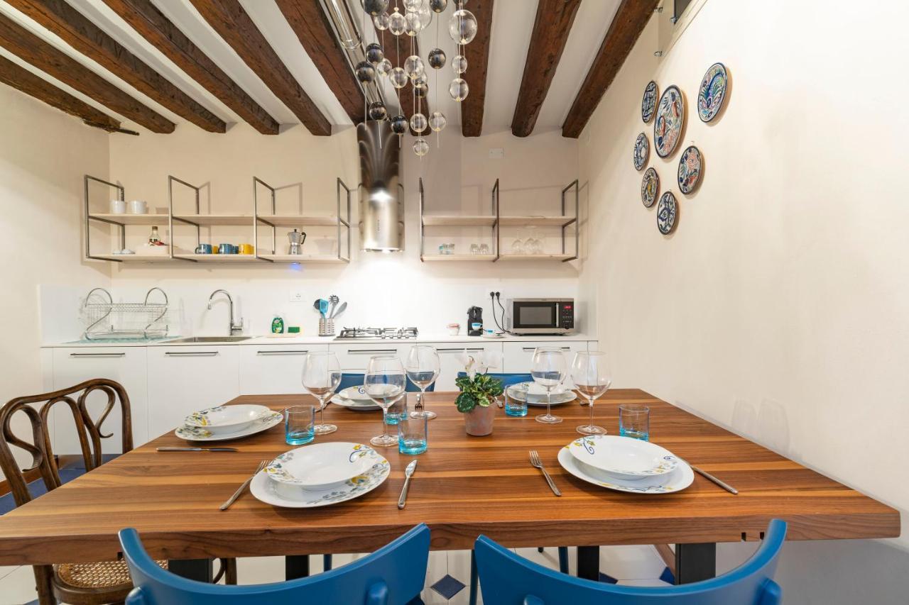 San Silvestro House