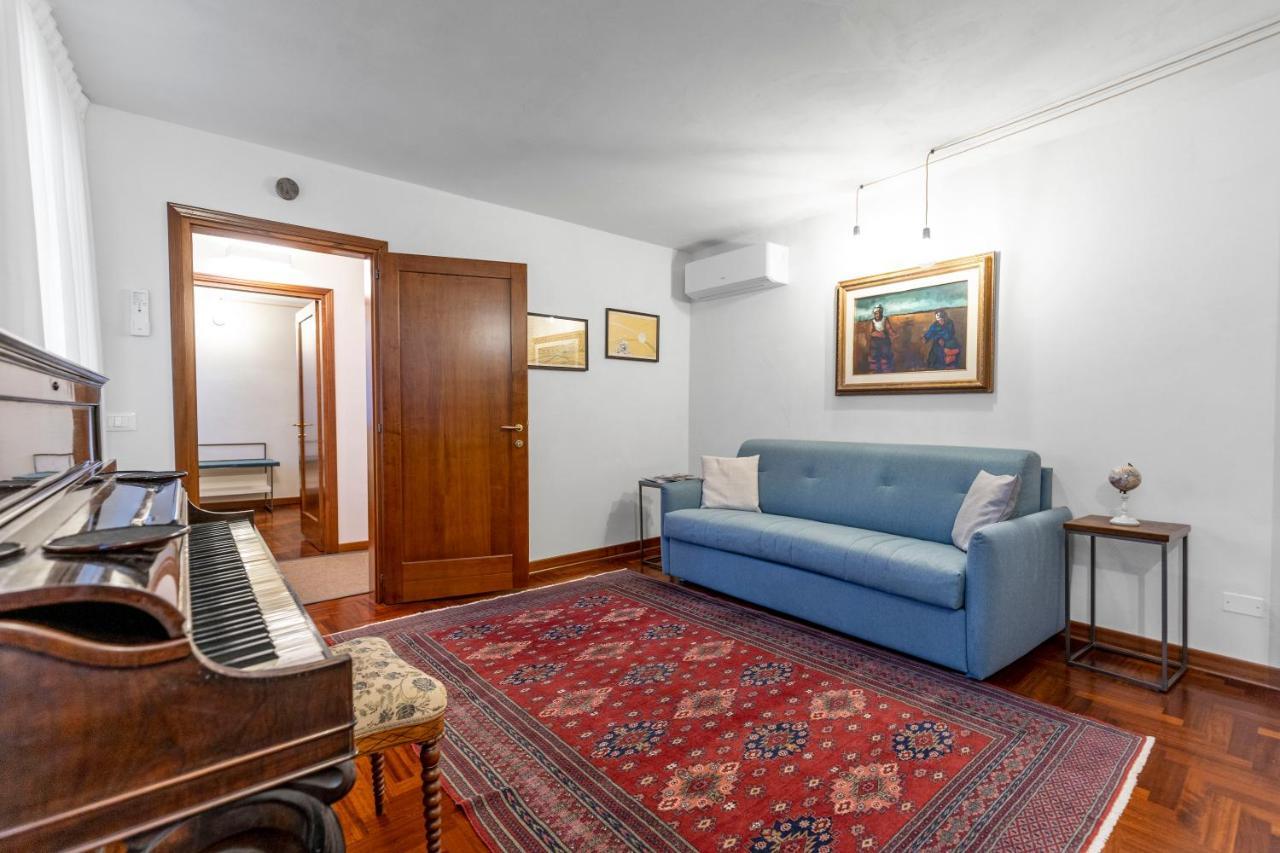 San Silvestro House