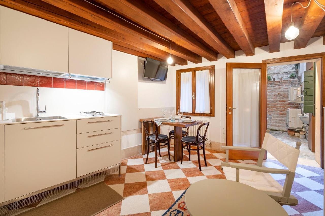 San Silvestro House