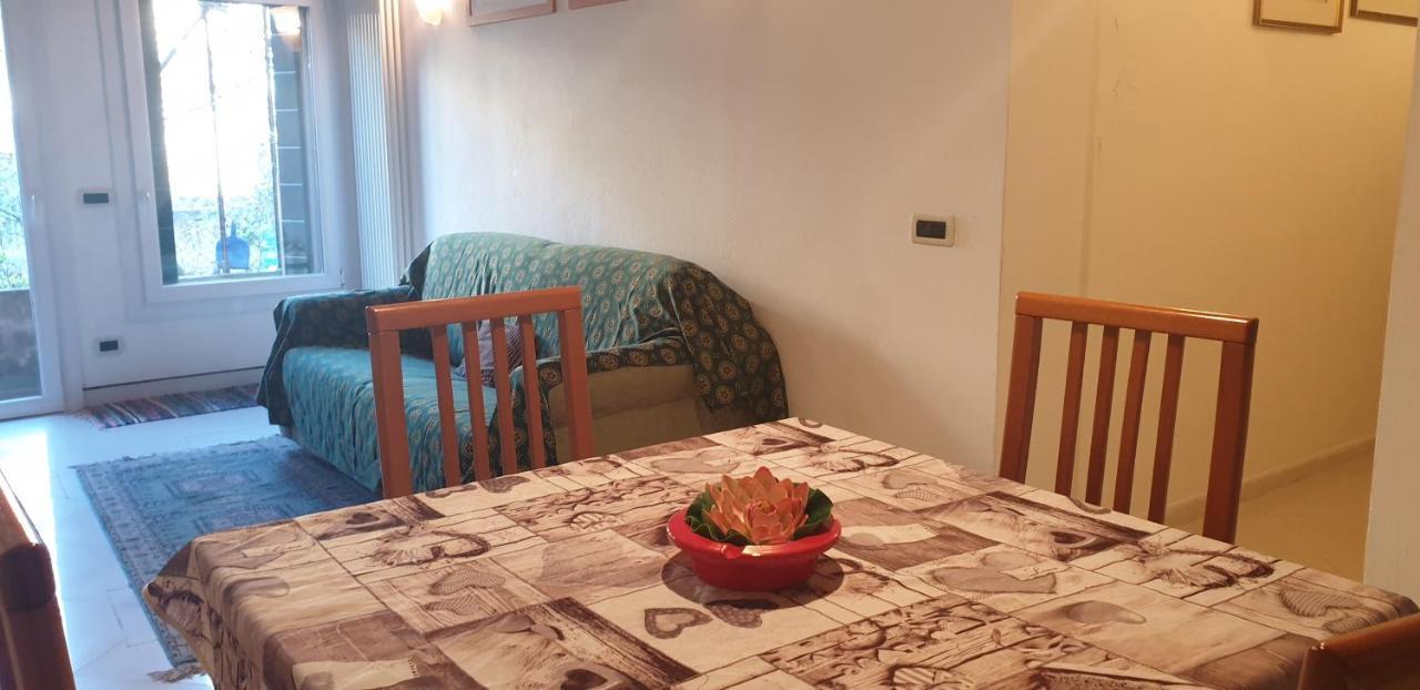 Beatiful Modern Flat Centre With Private Lounge Area Relax Appartement