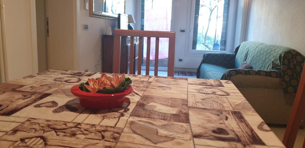 Beatiful Modern Flat Centre With Private Lounge Area Relax Appartement Venetië