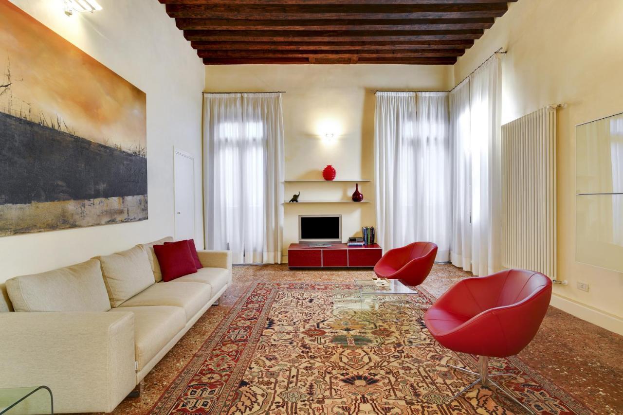 Apartment Ca' Amalia San Marco Venetian M027042932 Venedig