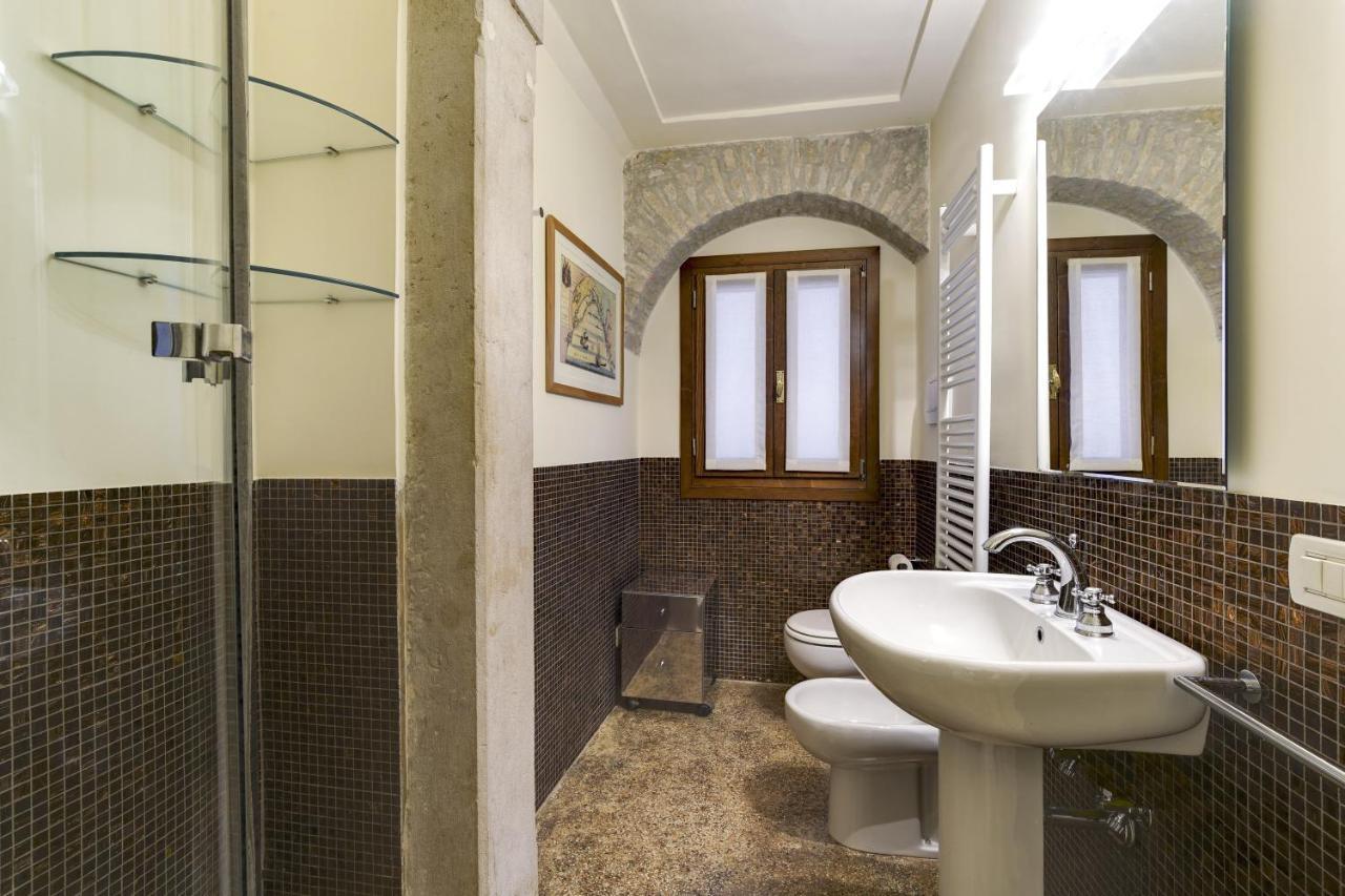 Apartment Ca' Amalia San Marco Venetian M027042932 *