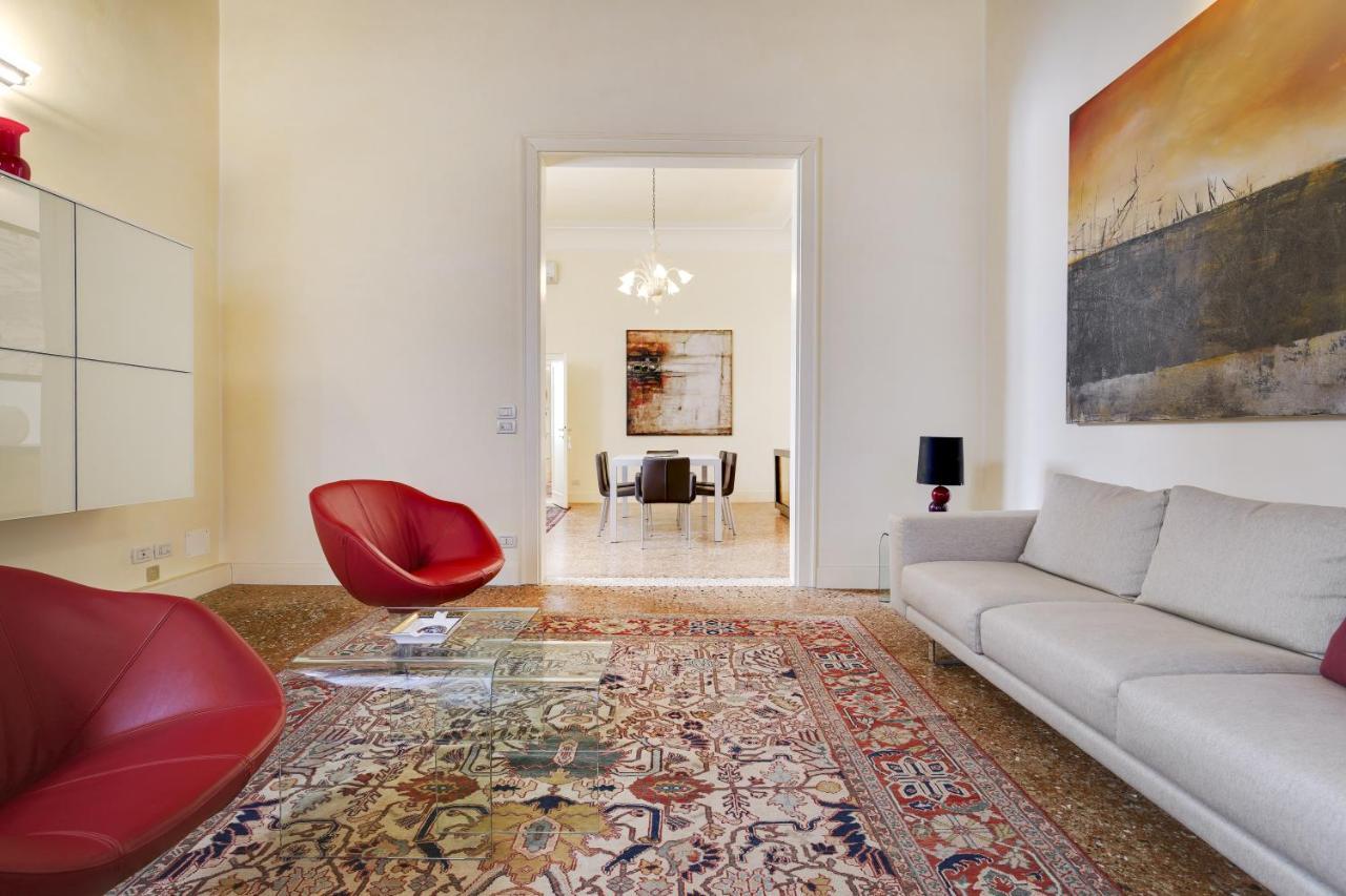 Apartment Ca' Amalia San Marco Venetian M027042932
