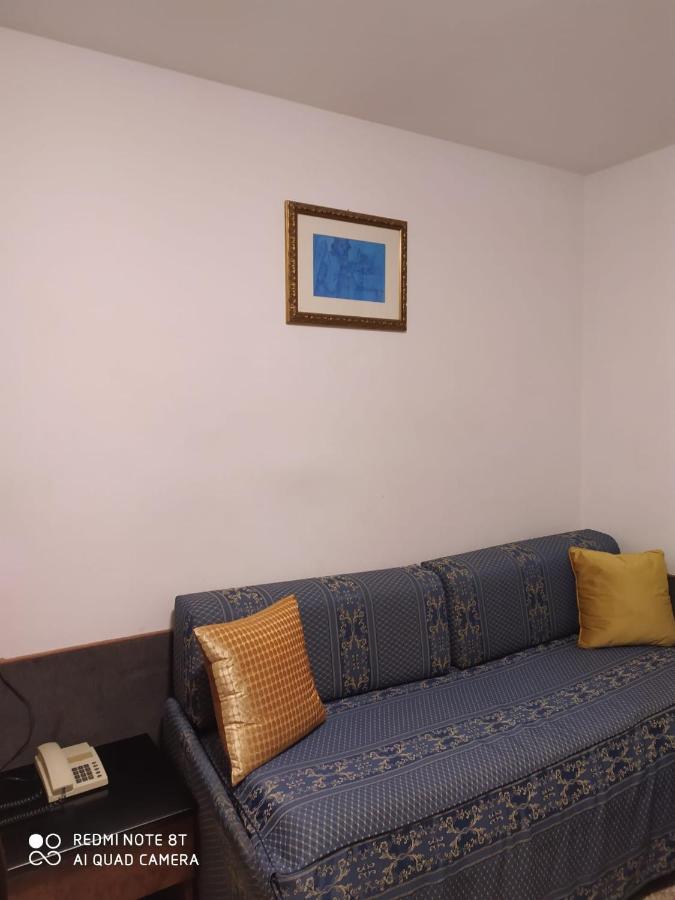 Atlantide Hotel 2*