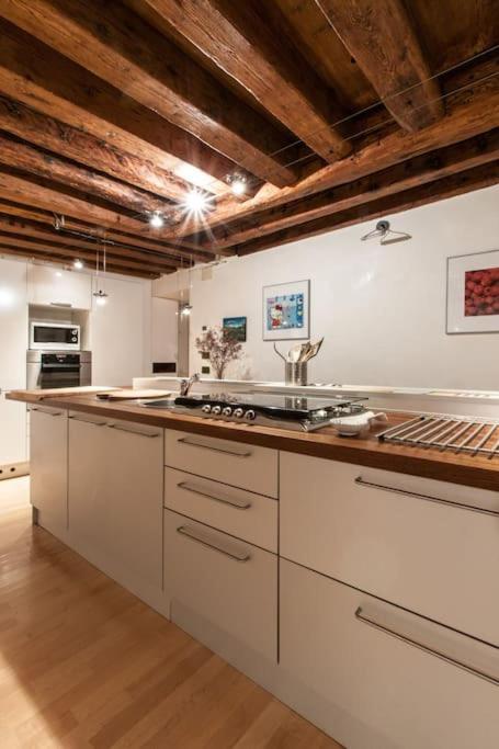 Bellissimo In Palazzo Storico *