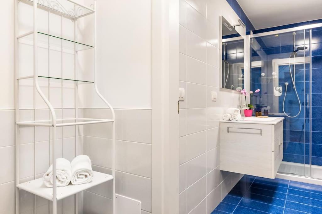 Guggenheim Luxury By Bricola Apartment