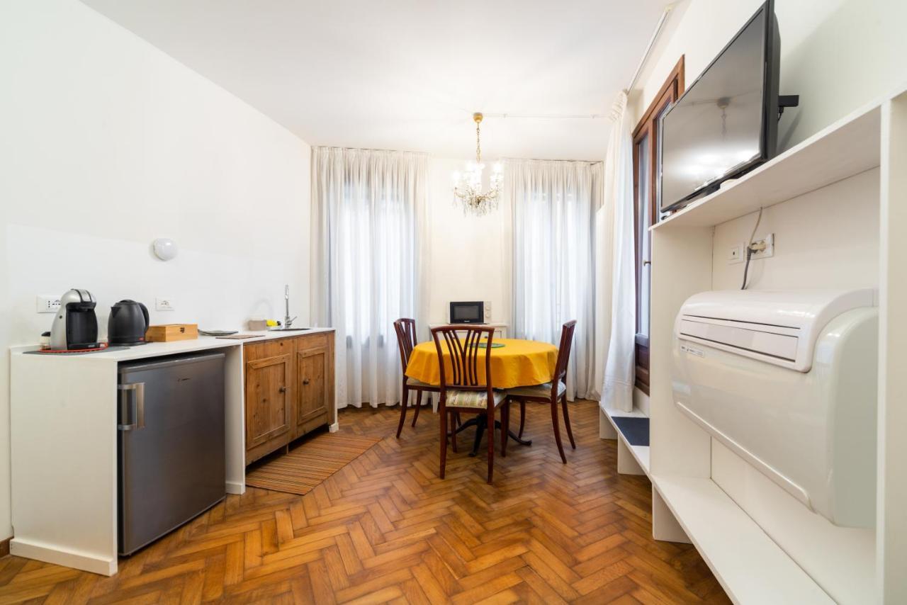Ca' Longhi Venice