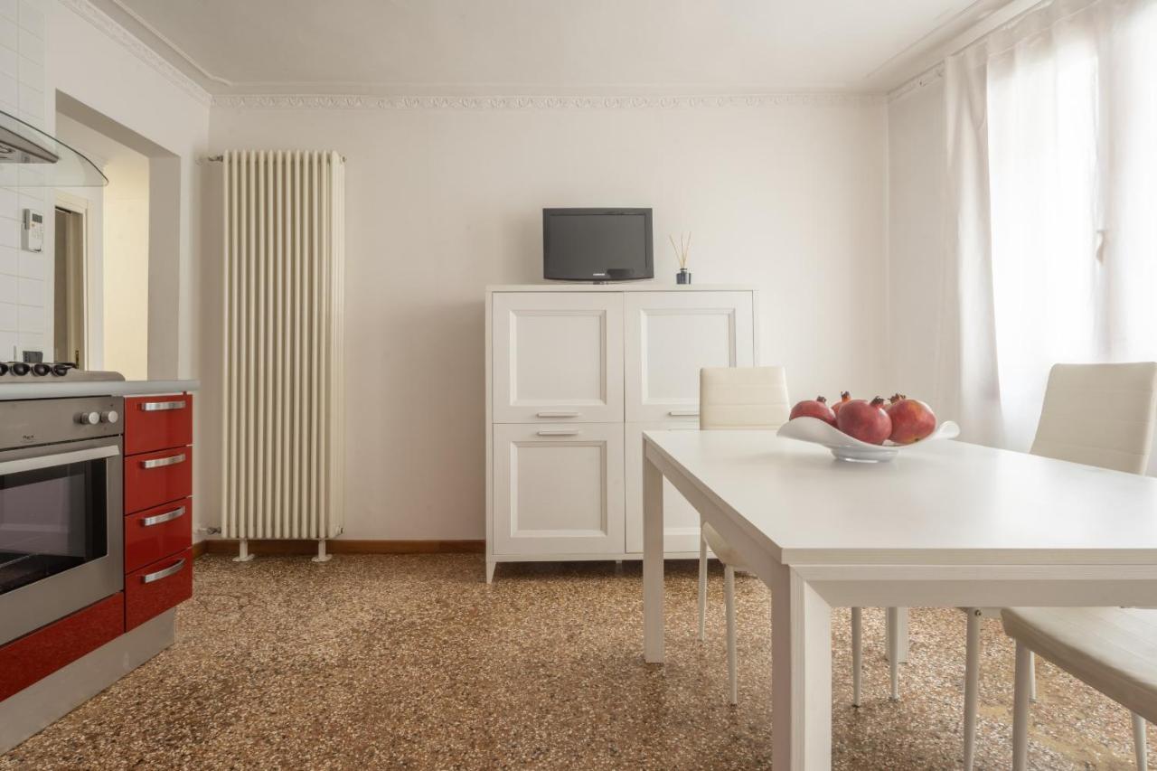 Santa Maria Formosa Terrace R&r * Venedig