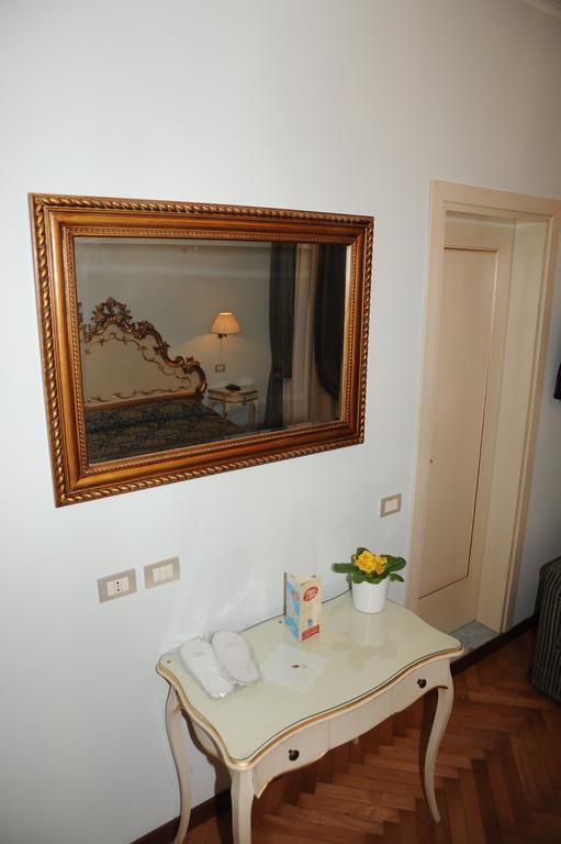 Alloggi Santa Sofia Couette-café Venise
