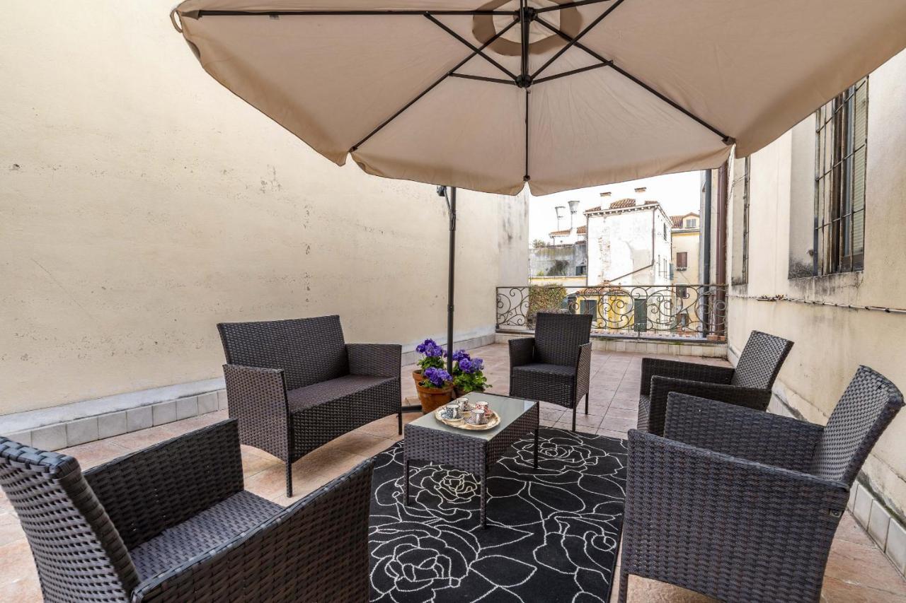 Appartamento Tolentini Canal View & Terrace By Wonderful Italy