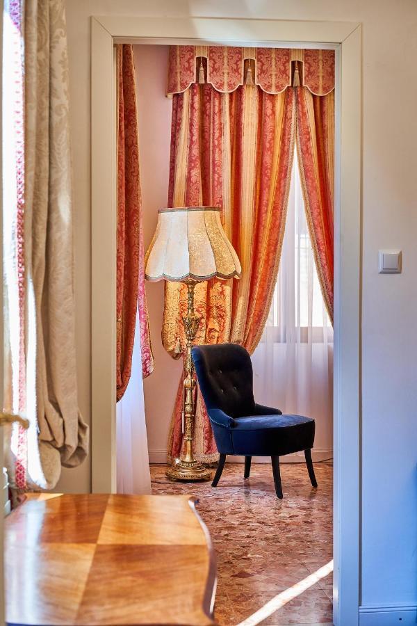 Venezianischer Palazzo Mit Kostenlosen Wlan Naehe Markusplatz Venetië
