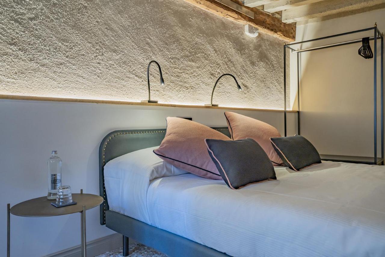 Corte Rubbi 5514 Canal View