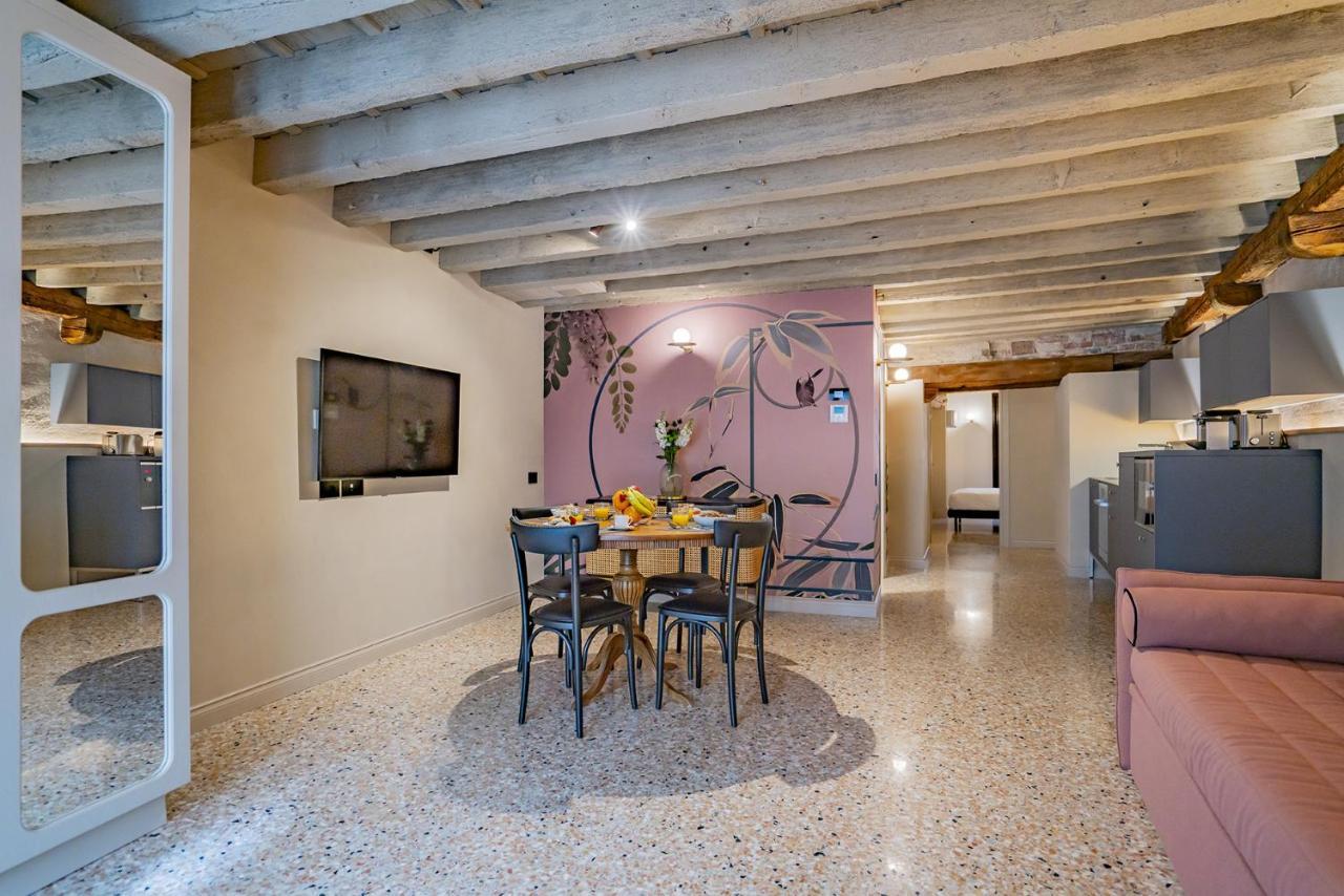 Corte Rubbi 5514 Canal View Appartement