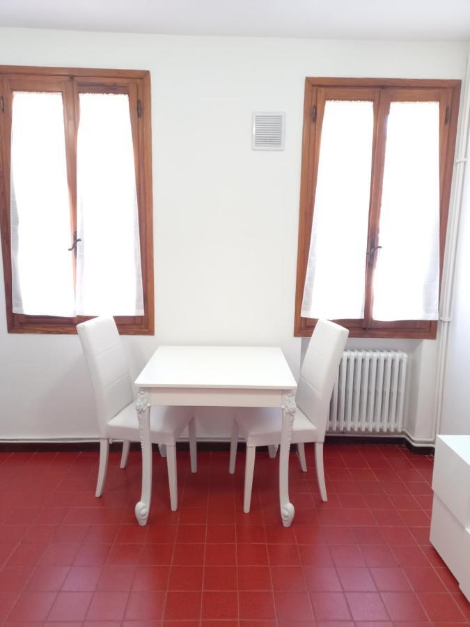 Vivaldi Apartment Venice