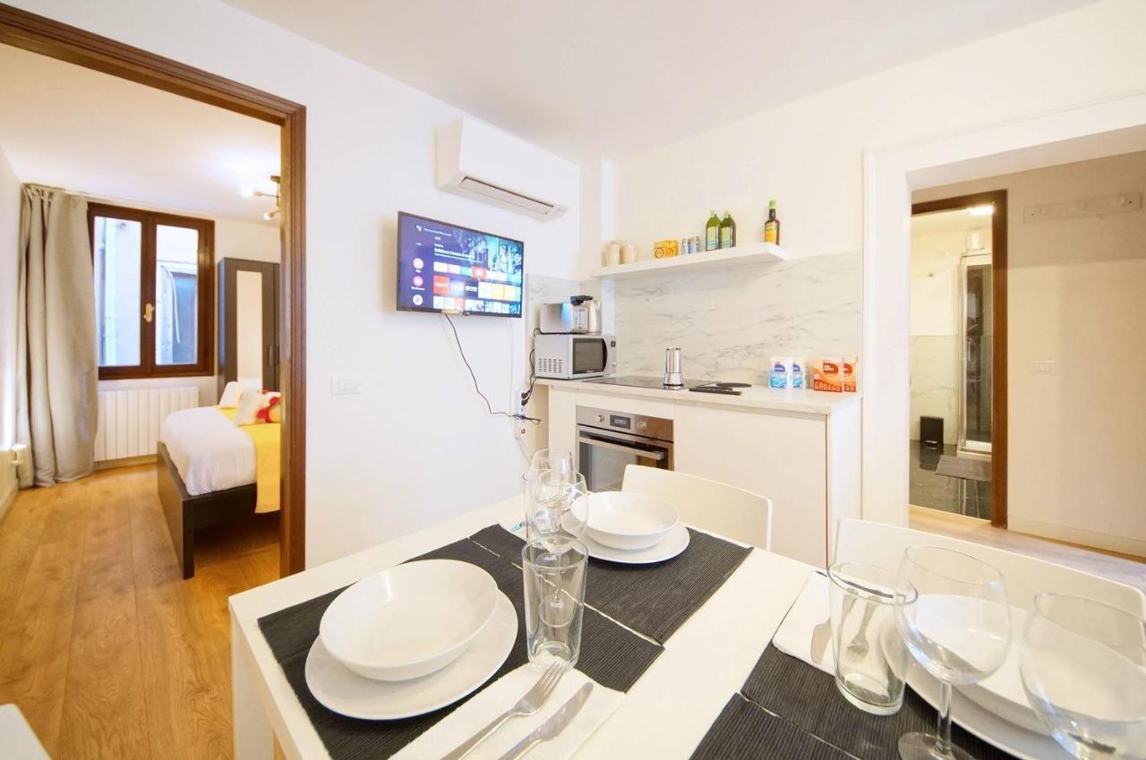 Appartement Calle Dei Fabbri Marble Venise