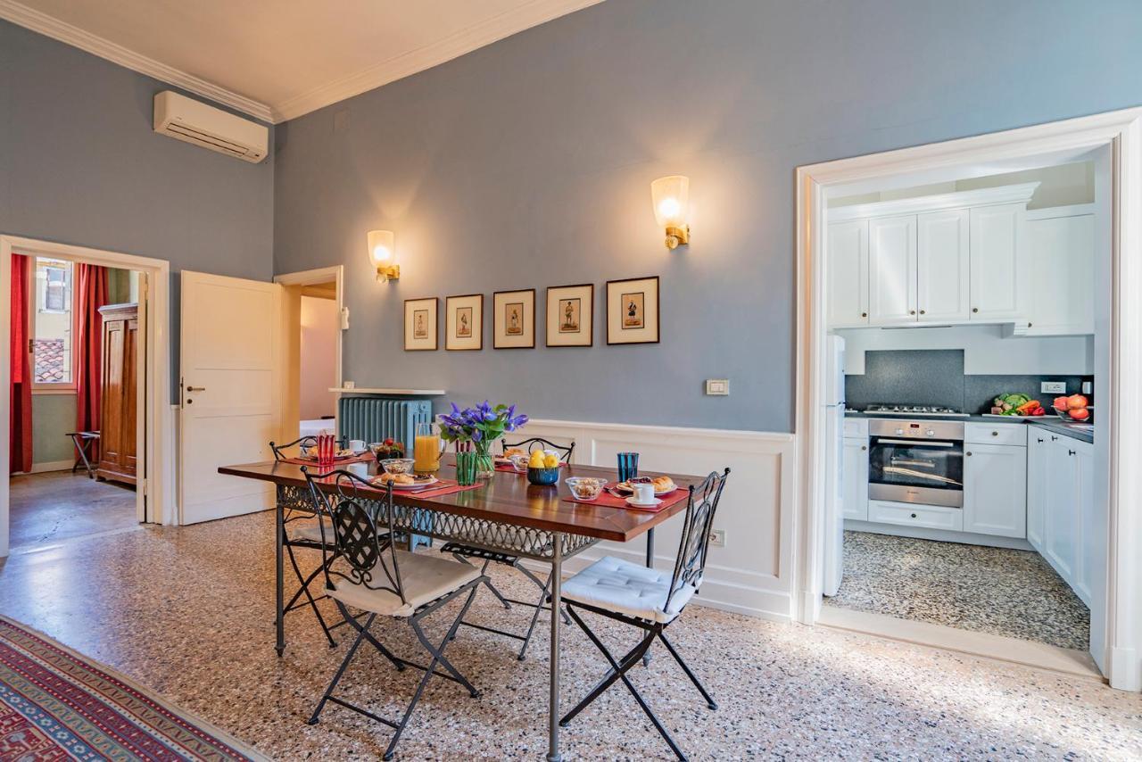 Ca' Grassi 1 Venetian Apartment