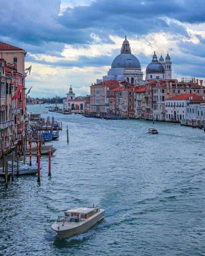 Cà Del Traghetto Venise