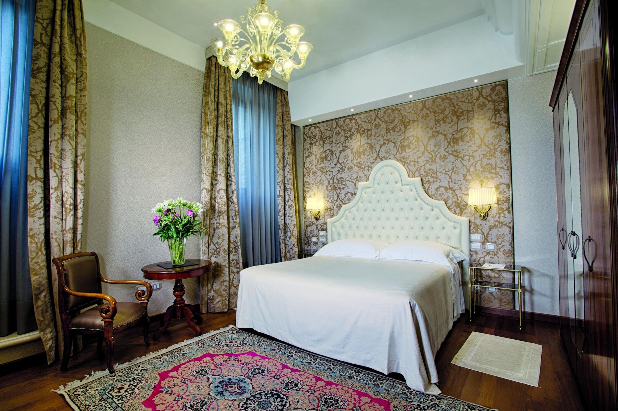 Santa Chiara 4*
