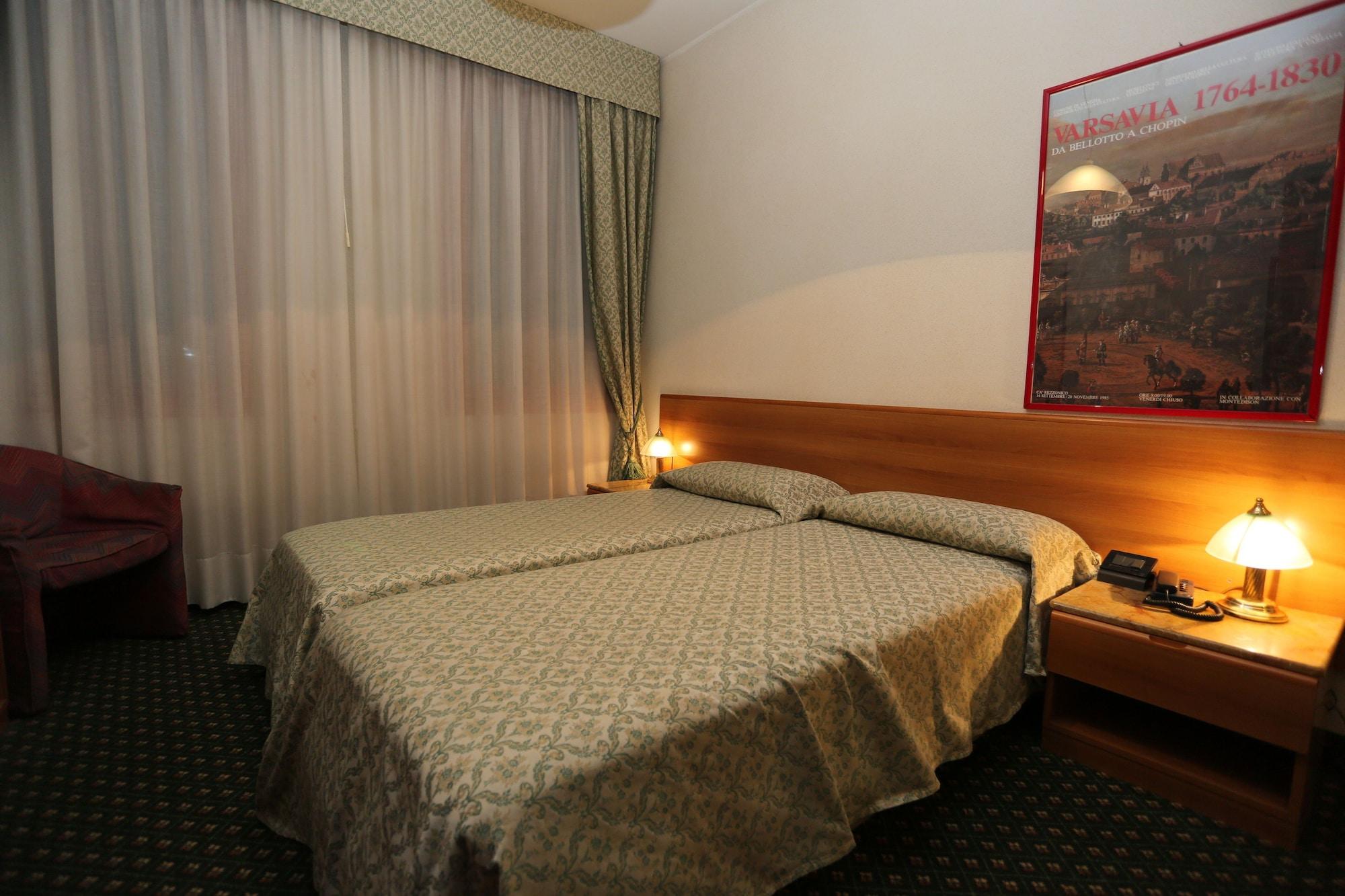 Hotel Commercio & Pellegrino 3*